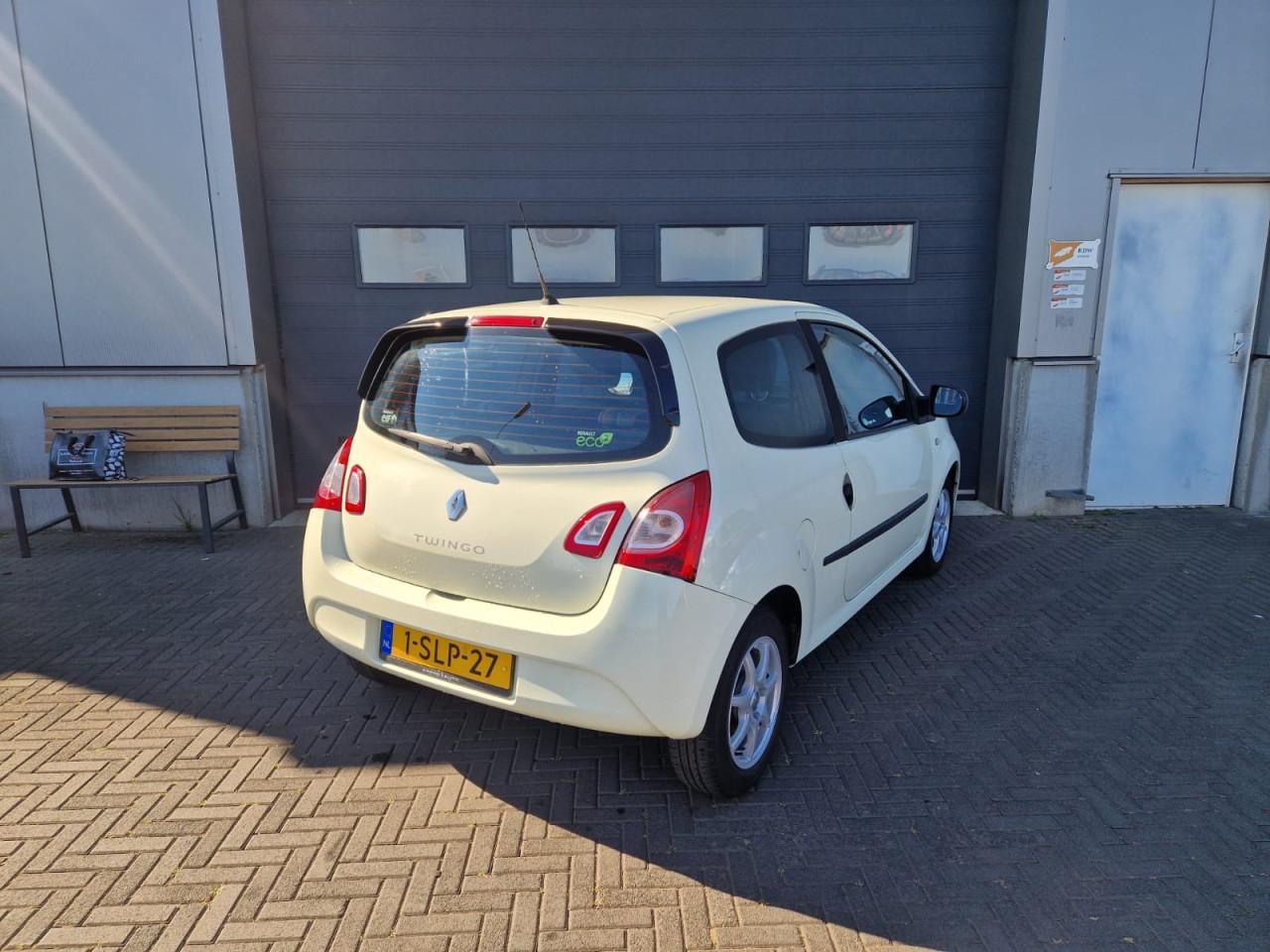 TE KOOP RENAULT TWINGO 1.2 16V PARISIENNE ZUINIGHEIDSLABEL A