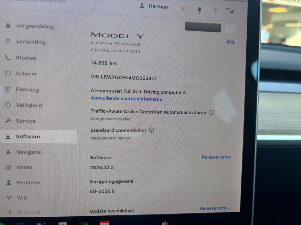 Tesla Model Y long range awd 75 kwh