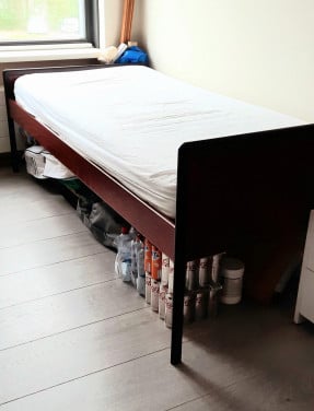 EEN PERSOONS BED