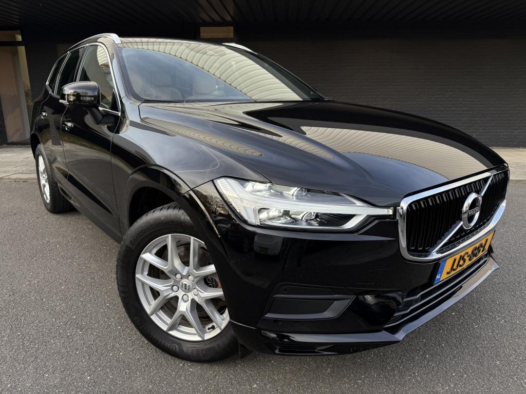 Volvo XC60 2.0 t4 momentum // 18.000km! //