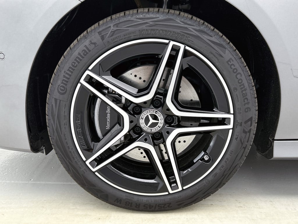 Mercedes-Benz Cla shooting brake 250 e business solution amg | trekhaak | n