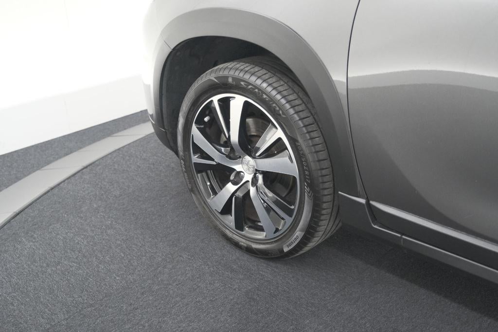 Peugeot 2008 puretech 110 allure | trekhaak | parkeersensoren | navigatie