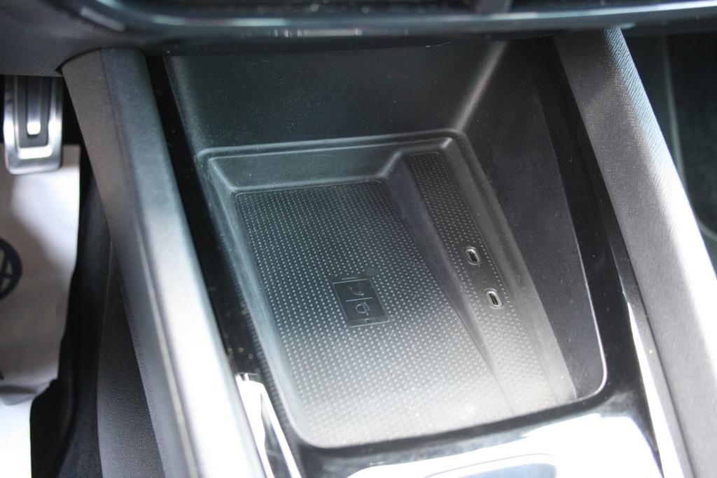 Skoda Octavia 1.0 e-tsi sport business