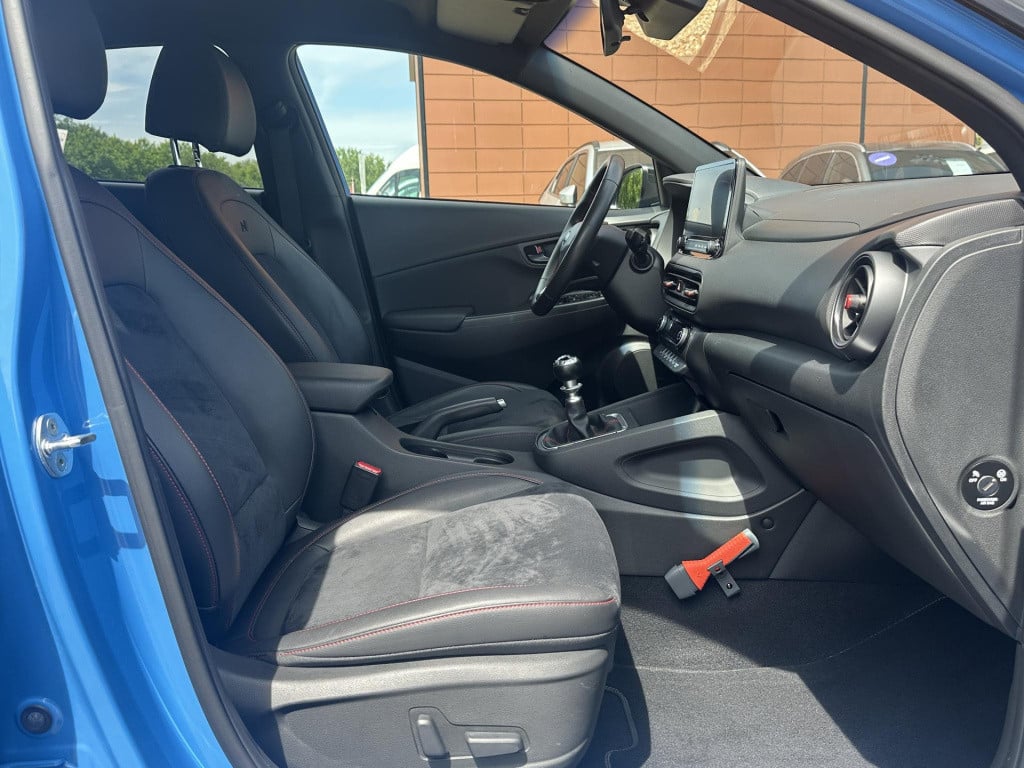 Hyundai Kona 1.0 t-gdi n line | navigatie full-map | stoelverwarming + vent
