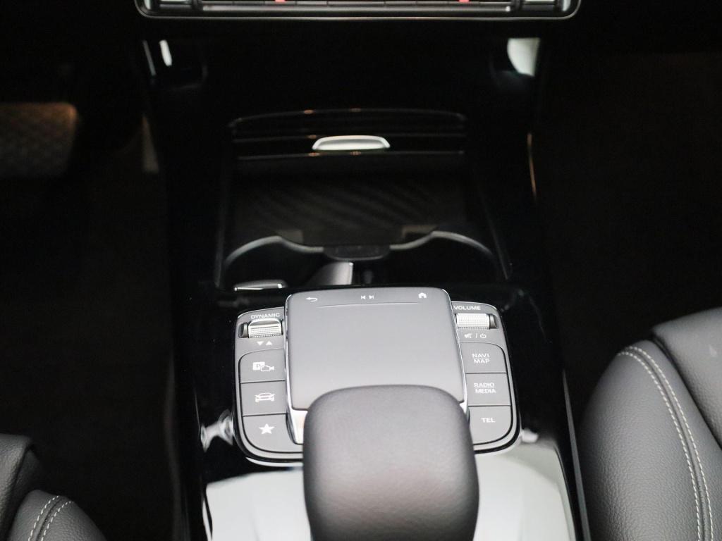 Mercedes-Benz Cla 250 e luxury line | automaat | panoramadak | apple carpla