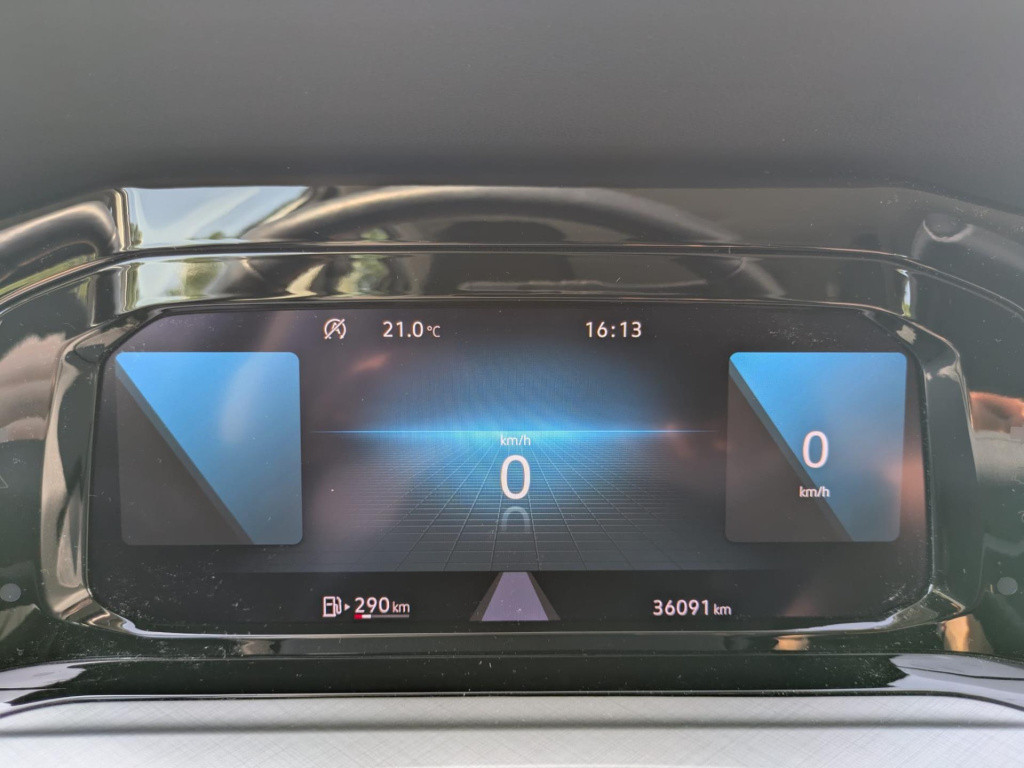 Volkswagen Golf 1.0 tsi life business | trekhaak | camera | carplay | acc |
