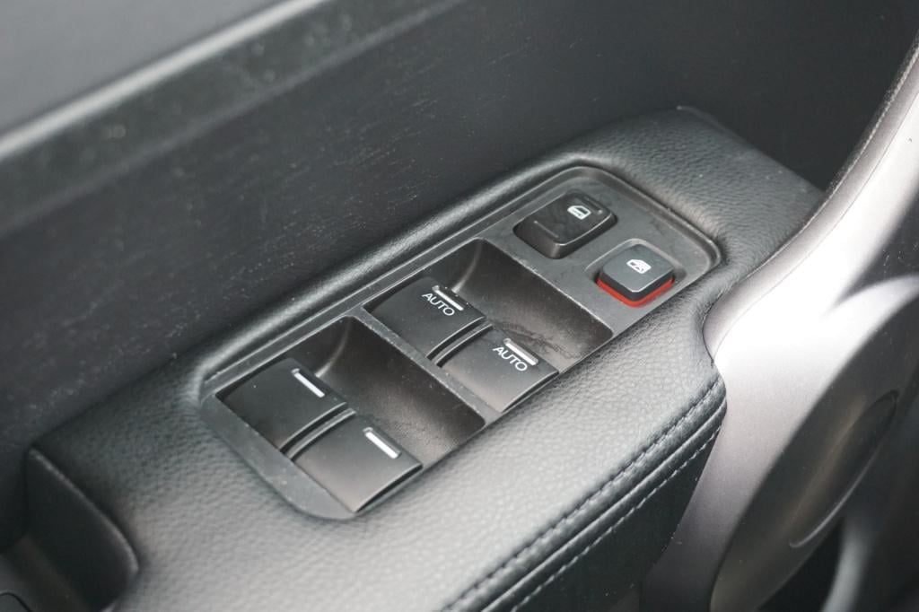 Honda CR-V 2.4i executive automaat - climate / cruise / leder / stoelverw. 