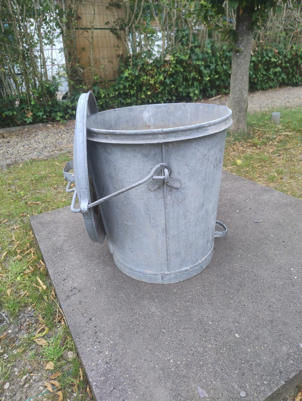 Belgische zinken afval emmer