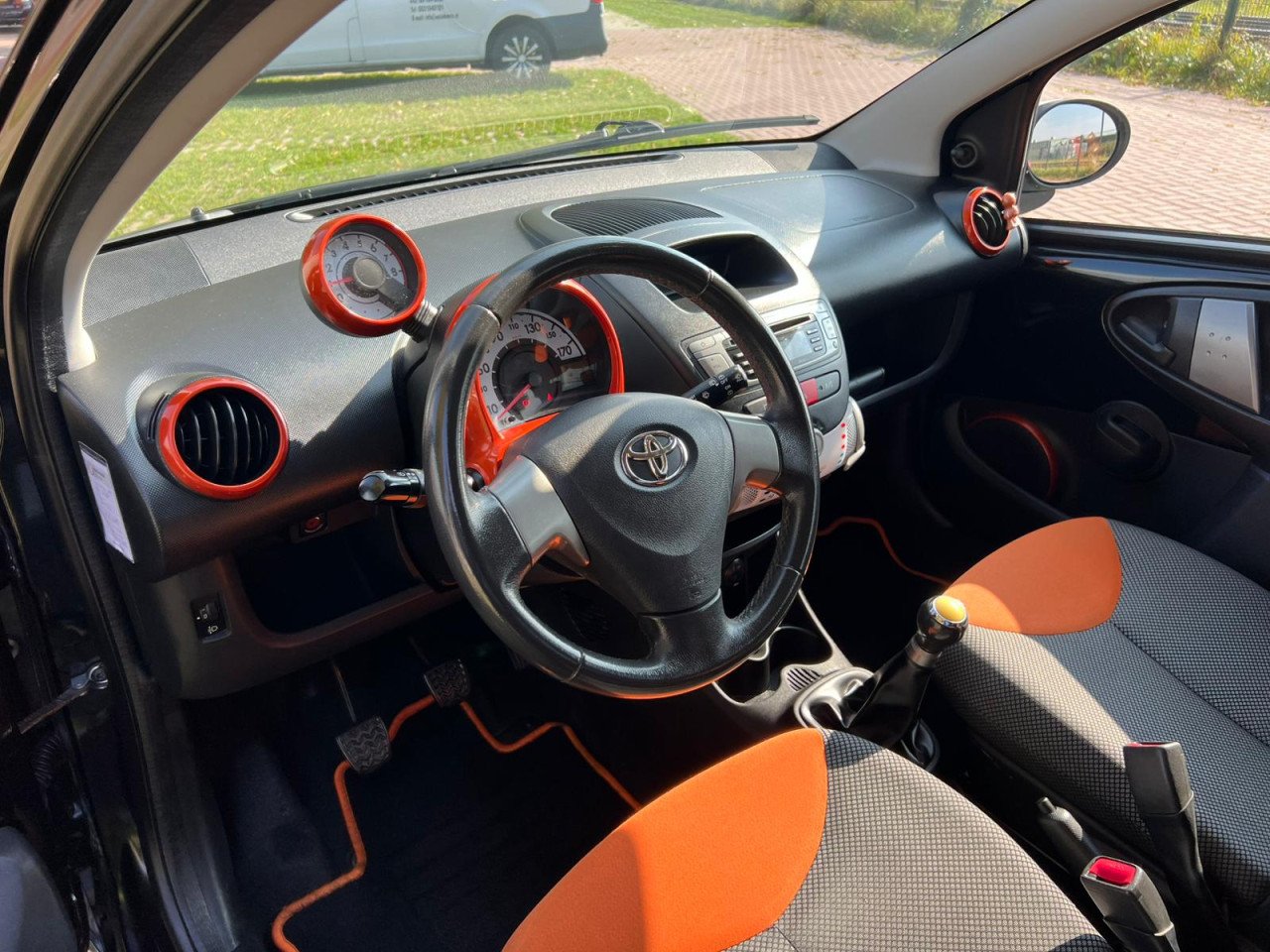 Toyota Aygo 1.0 VVT-i Dynamic Orange|N.A.P.|Nieuwe APK