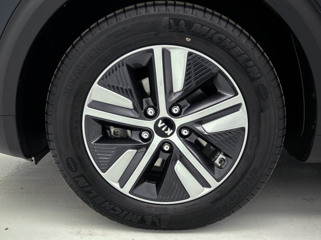 Kia Niro 1.6 gdi hybrid dynamicline | half leder/stof | navigatie | parkeer