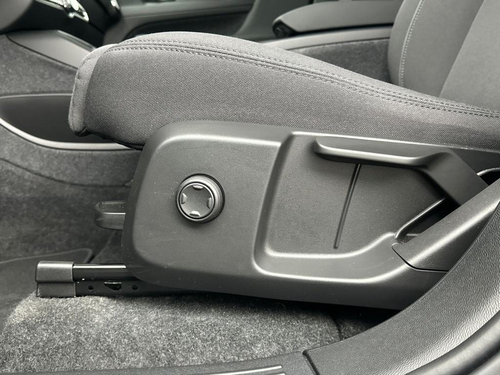Volvo Ex40 twin motor 409pk plus 82kwh| adap.cruise| camera| stoelverwarmin