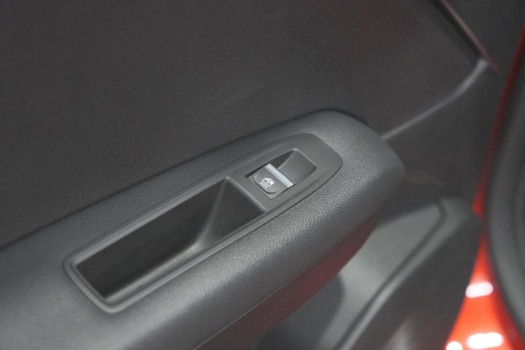 Renault Captur 1.6 e-tech full hybrid 145 techno | camera | parkeersensoren