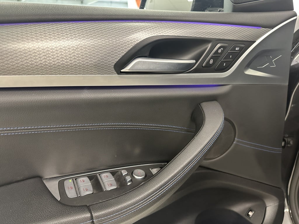 BMW X3 xdrive30e m-sport | adaptief cruise | trekhaak | head-up-display