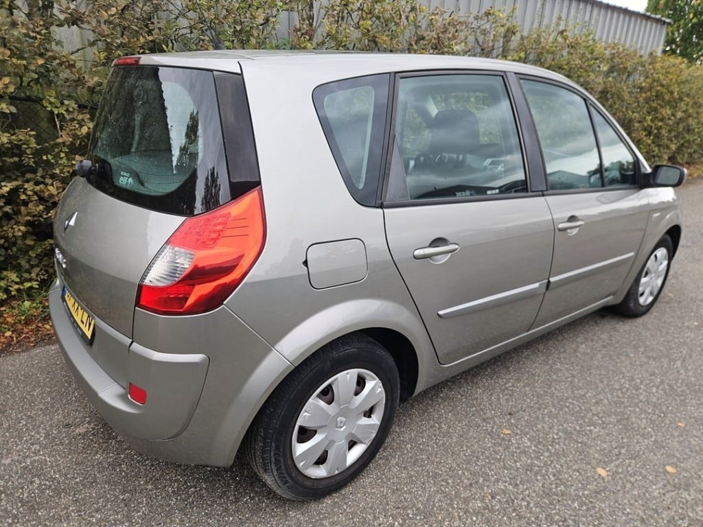 Renault Scenic 2 1.6 16v