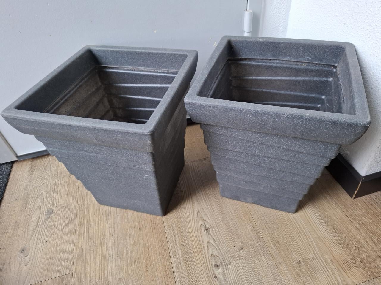 Set kunststof buitenpotten