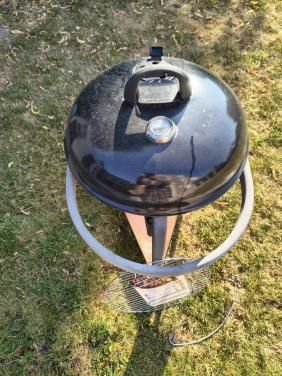 Gratis af te halen barbeque met accesoires
