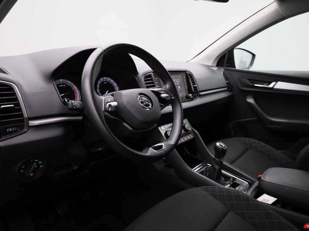 Skoda Karoq 1.0 tsi business edition | navigatie | apple carplay / android 