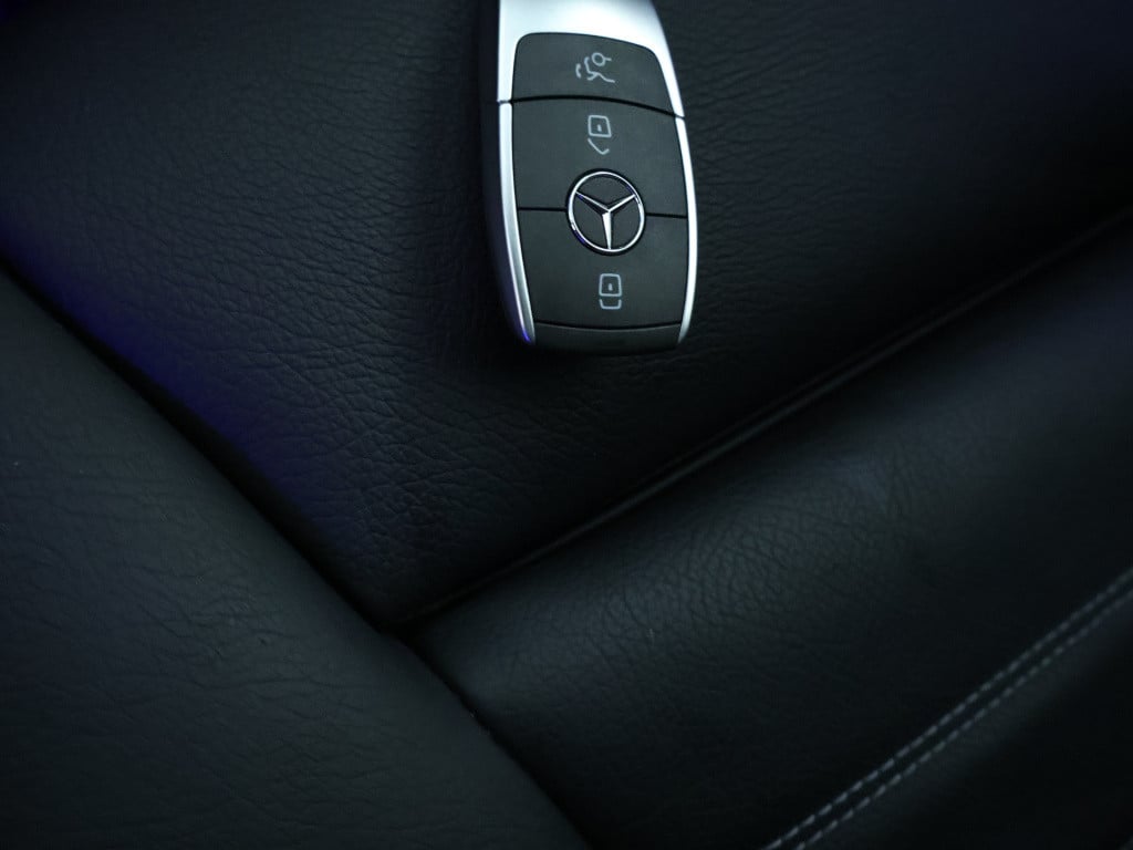 Mercedes-Benz Glc 300e 4matic business sol. keyless go | rijassistentiepakk