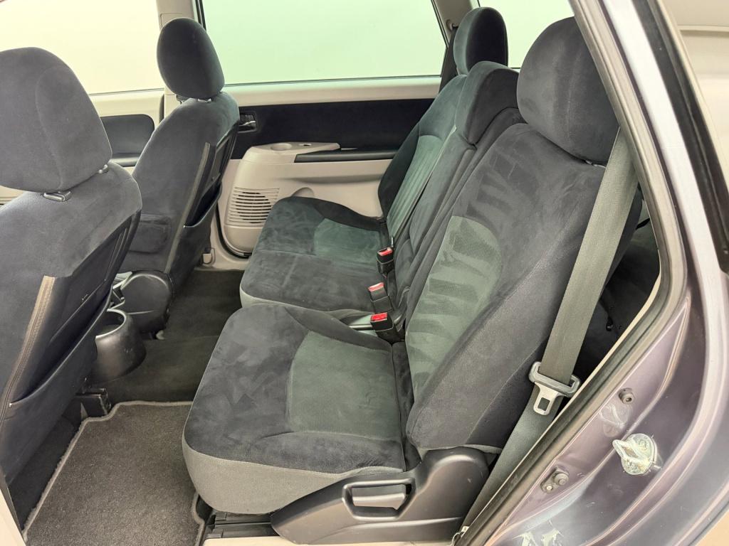 Mitsubishi Grandis occasion 2.4-16v insport | grijs | tweedehands mitsubish