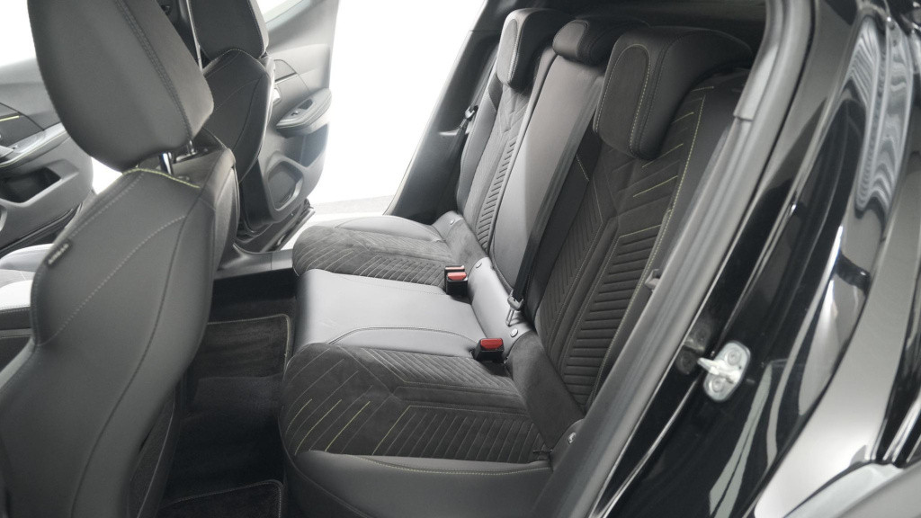 Peugeot 2008 puretech 130 eat8 gt | 360 camera | adaptieve cruise control |