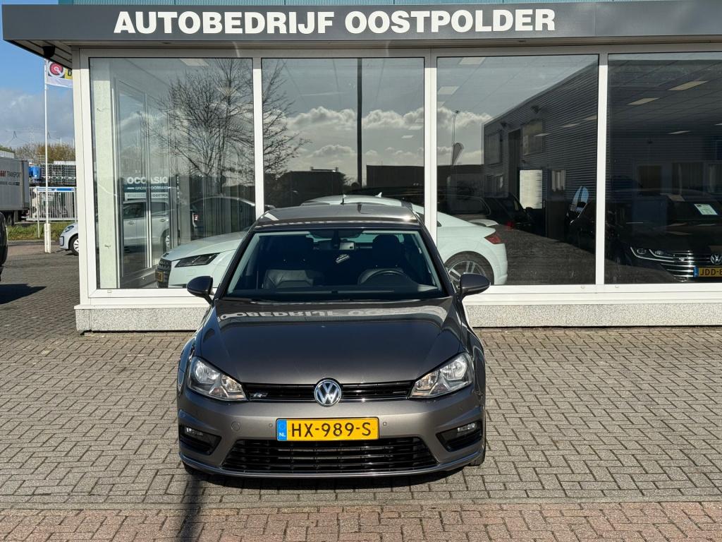 Volkswagen Golf 1.2 tsi business edition r connected dsg