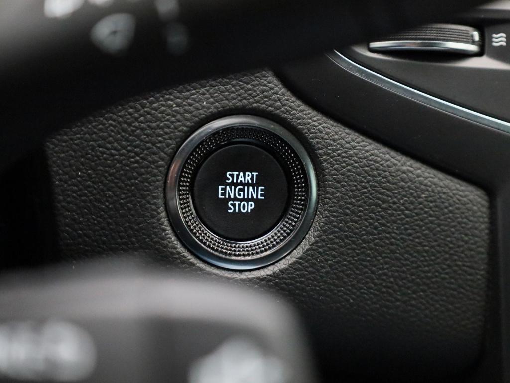 Renault Megane E-tech estate 1.6 plug-in hybrid 160 e-tech engineered | phe