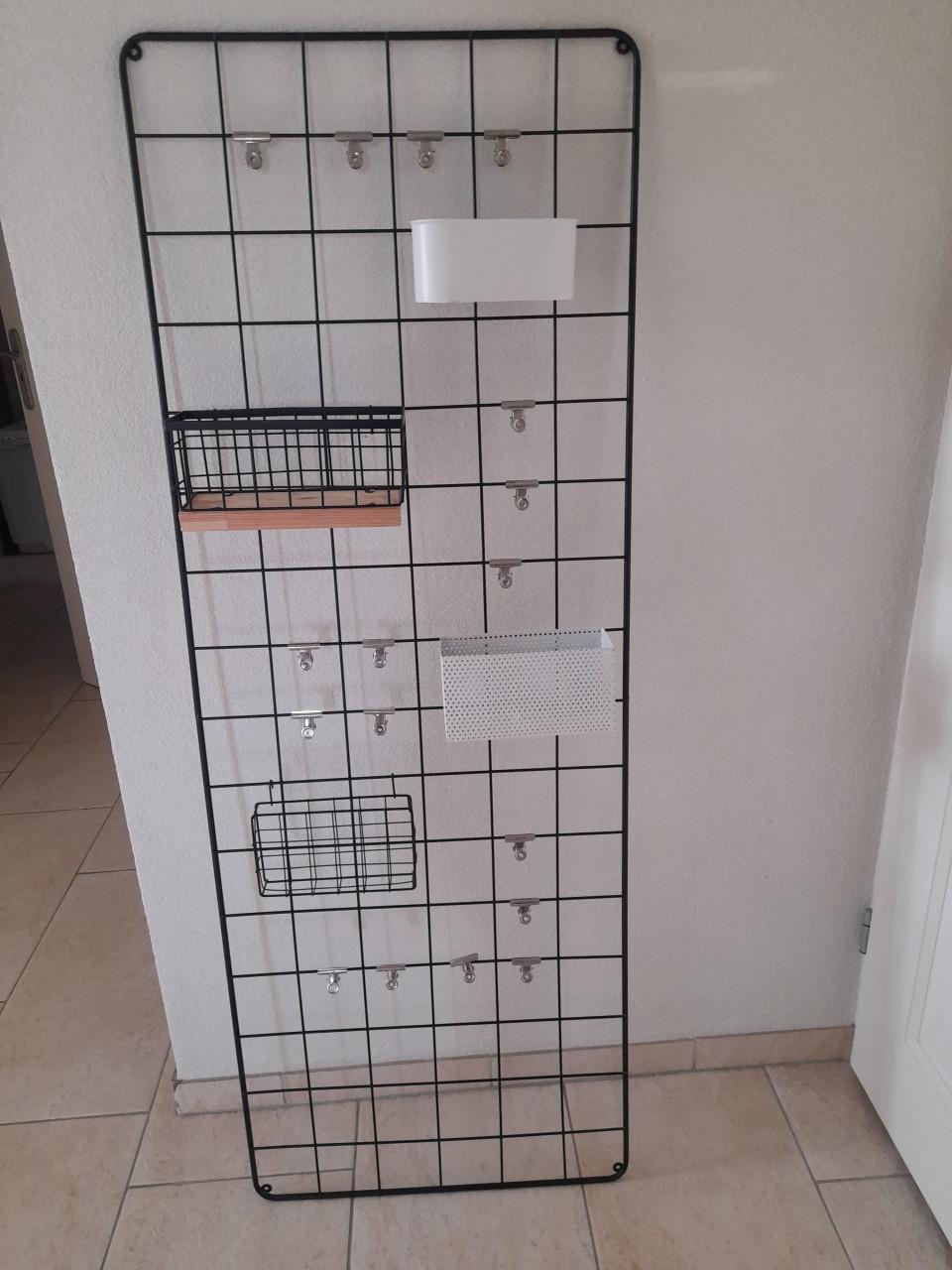 Kaartenrek / decoratie rek / wandrek  150 x 55 ( in goede nette staat )