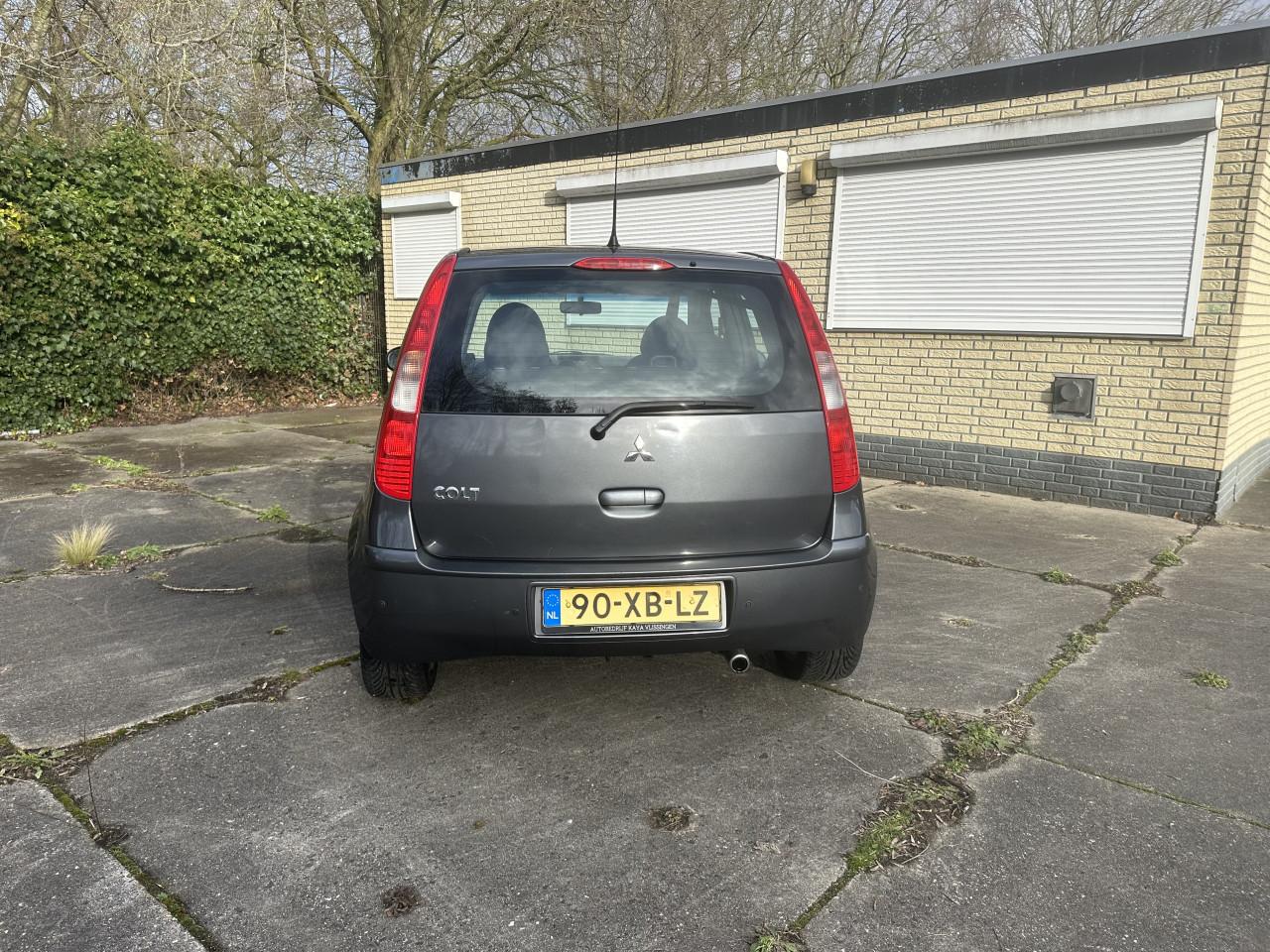 Mitsubishi colt 5 deurs
