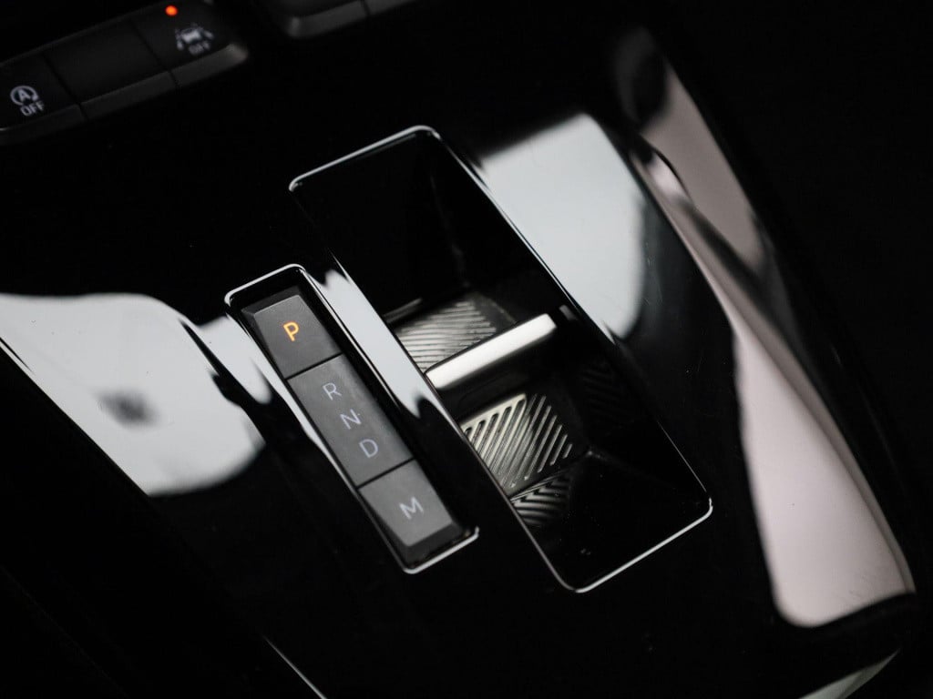 Opel Corsa 1.2 edition | automaat | airco | apple carplay/android auto