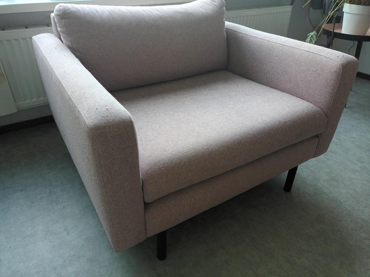 Loveseat licht roze, gratis af te halen