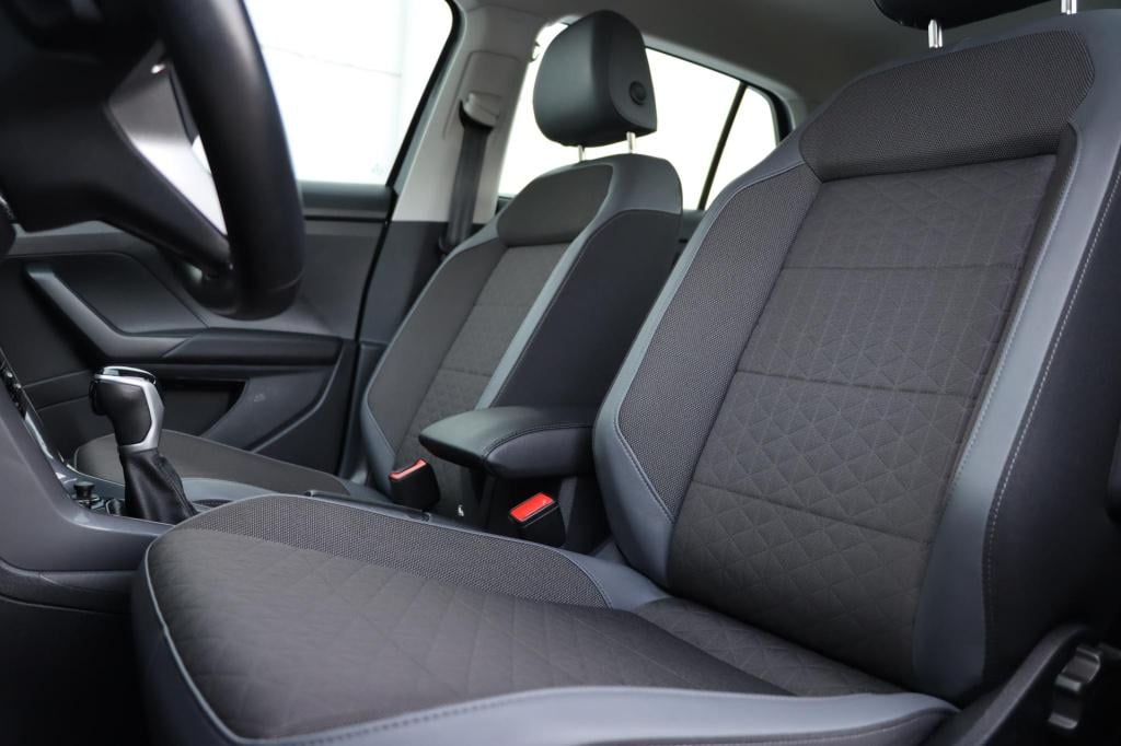 Volkswagen T-cross 1.0 tsi style 110pk dsg7