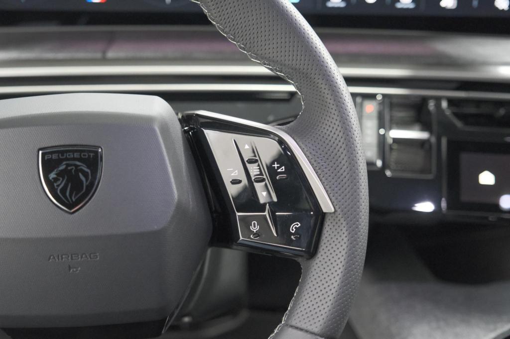 Peugeot 3008 1.2 hybrid 145 gt | camera | adaptieve cruise control | elektr
