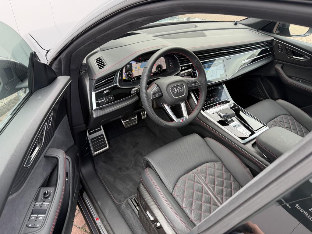 Audi Q8 60 tfsi e 560pk quattro aero abt power pakket | carbon pakket
