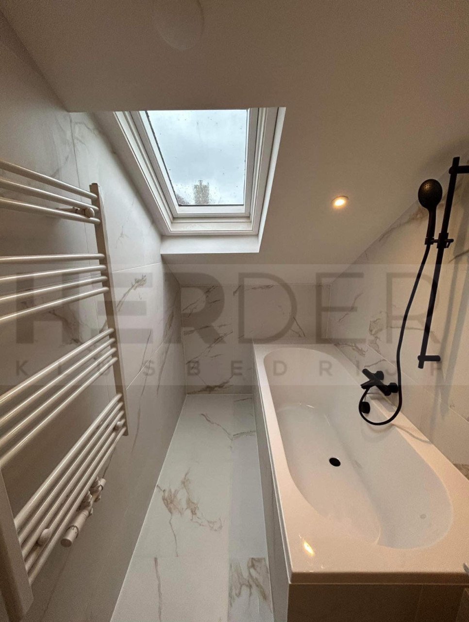 Badkamer renovatie/Klusjesman/Tegelzetter
