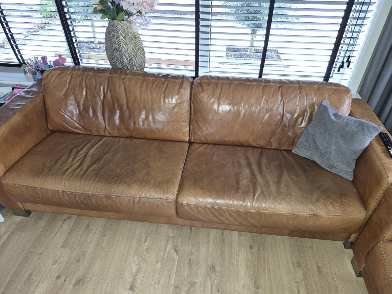 Nette lederen bankstellen