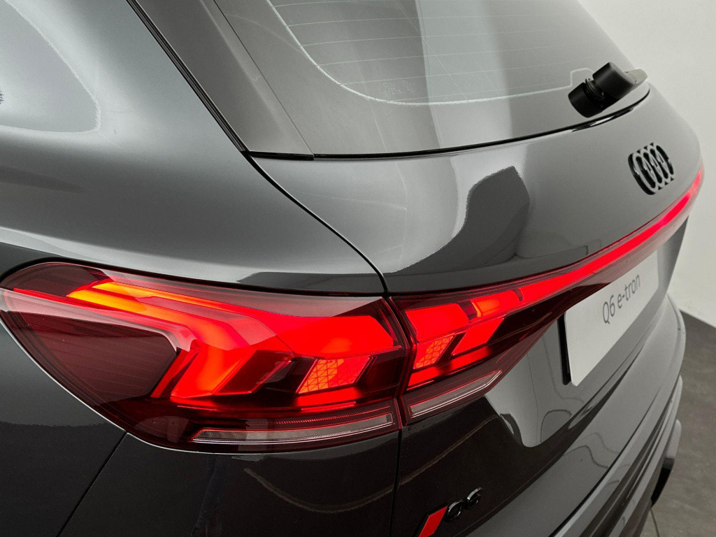 Audi Q6 E-tron s edition e-tron perf 225kw/306pk 100kwh hatchback