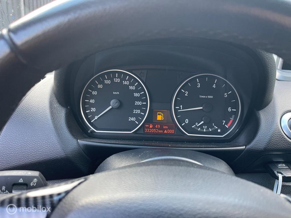 BMW 1 Serie 116i business line grote beurt gedaan !