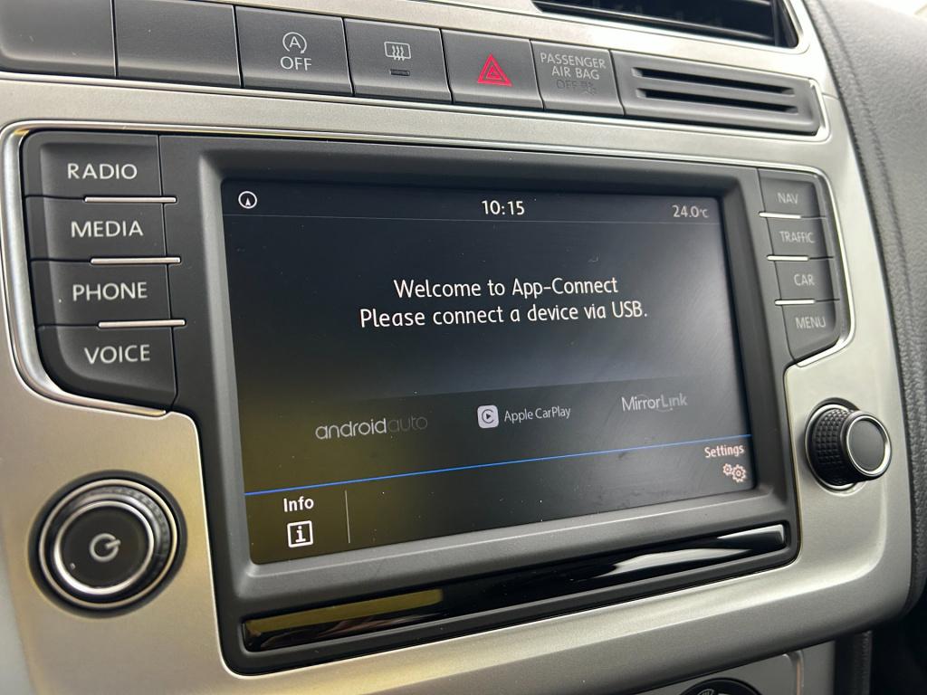Volkswagen Polo occasion 1.0 bluemotion edition | wit | tweedehands volkswa