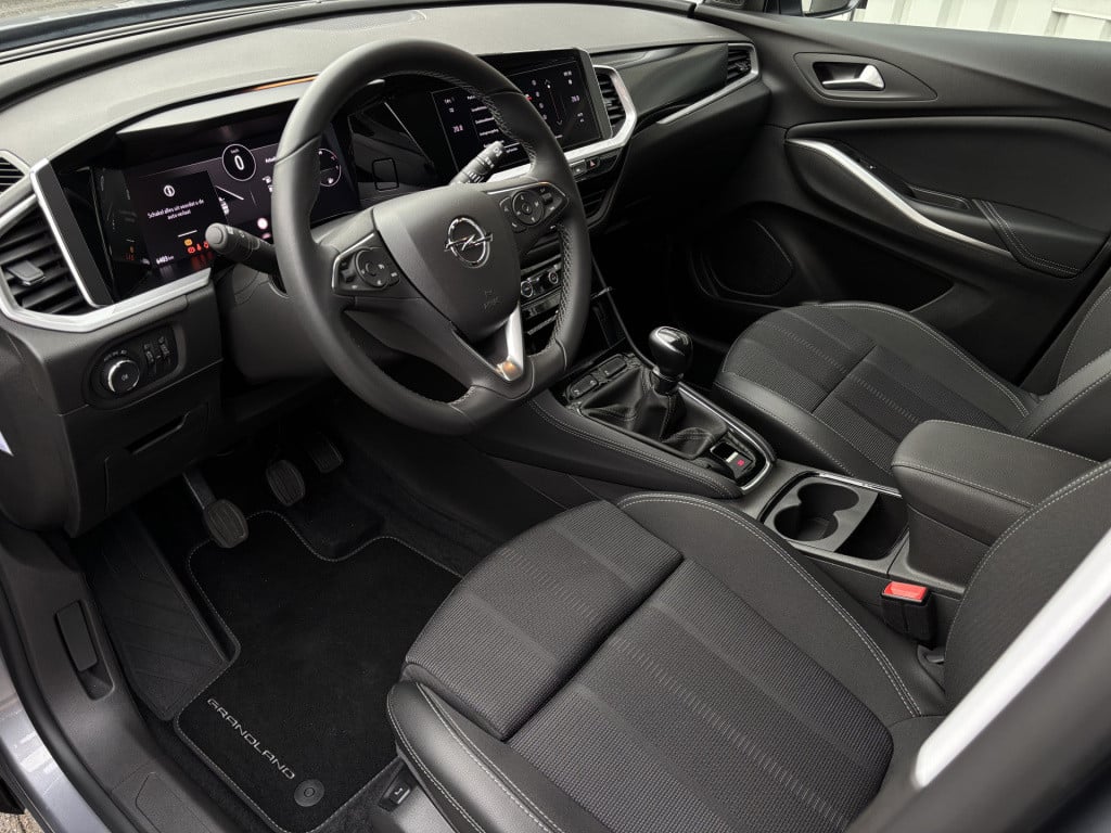Opel Grandland 1.2 turbo gs/ trekhaak afneembaar