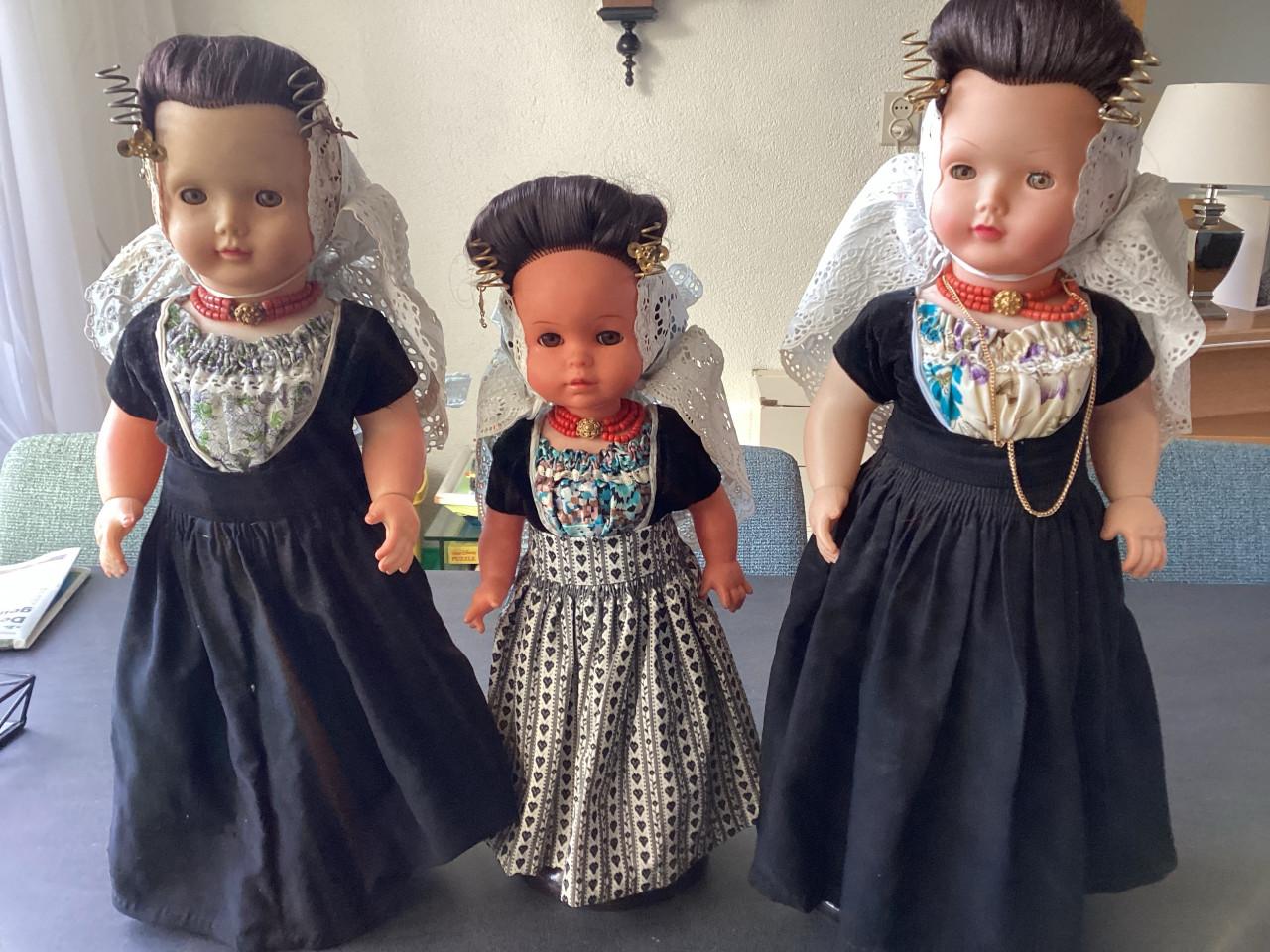 Klederdracht Poppen.