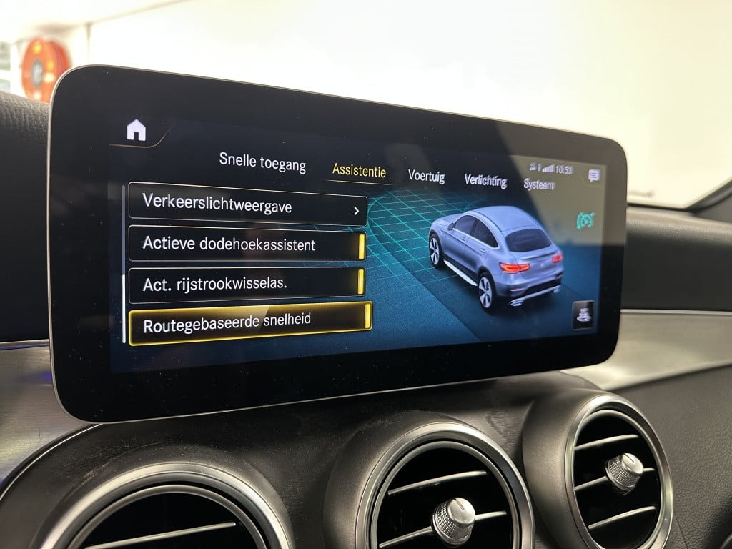 Mercedes-Benz Glc coupé 300e 4m. amg premium plus | airmatic | burmester | 