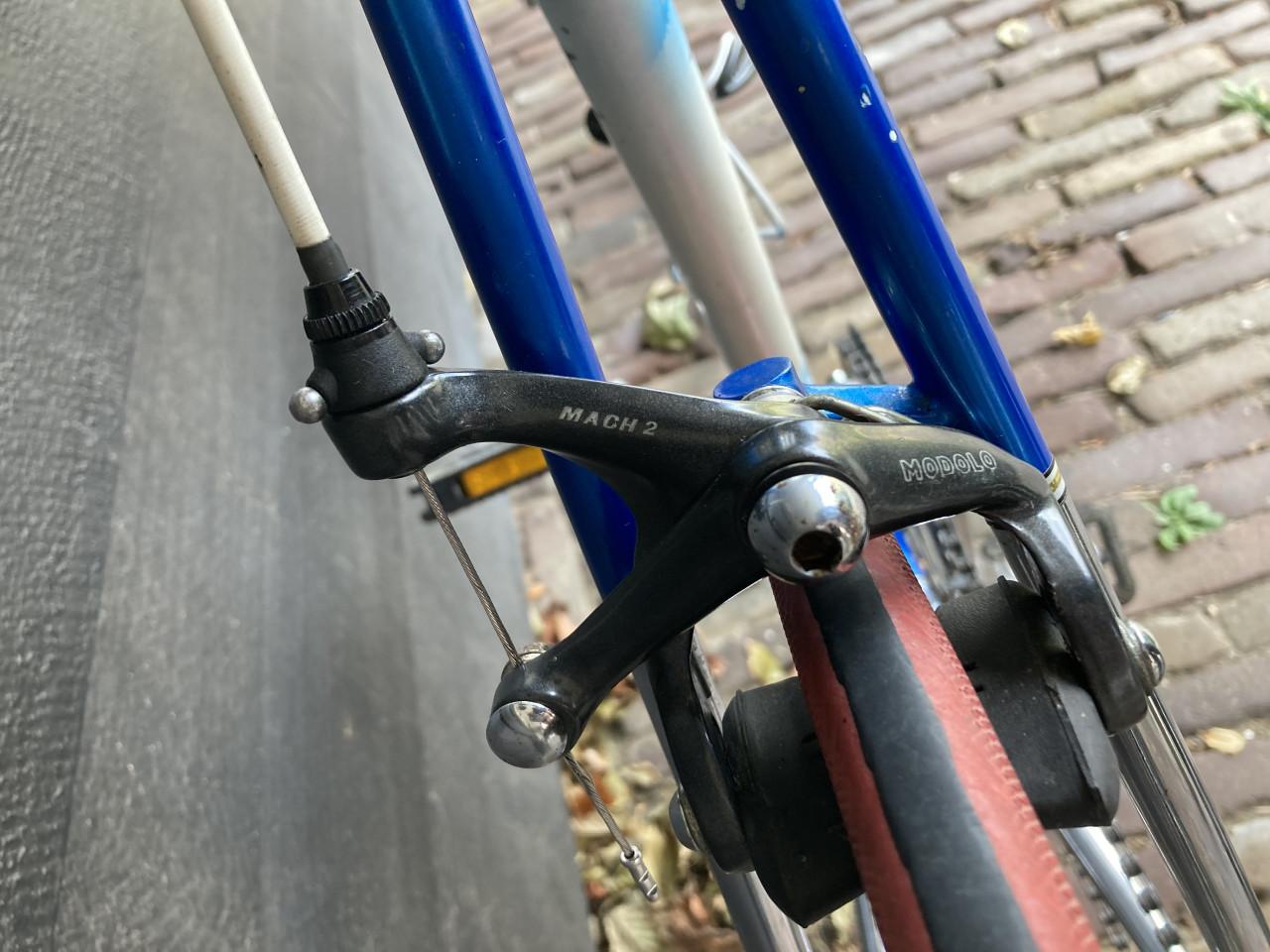 HUISSOON  Stalen racefiets