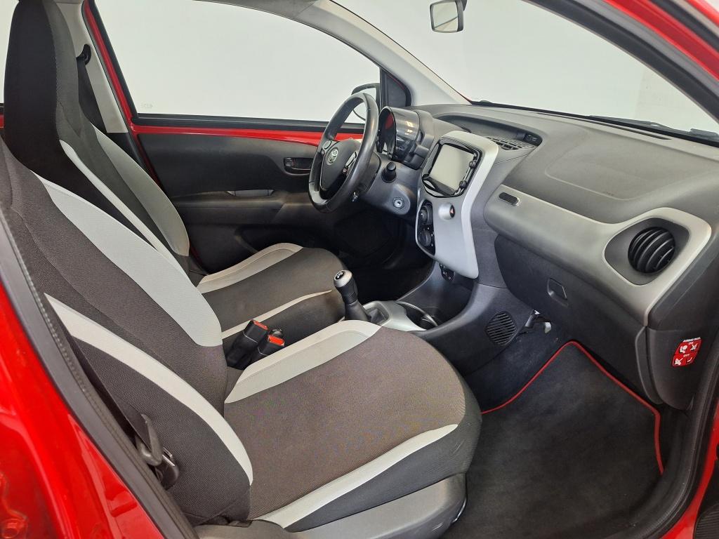 Toyota Aygo 1.0 vvt-i x-play