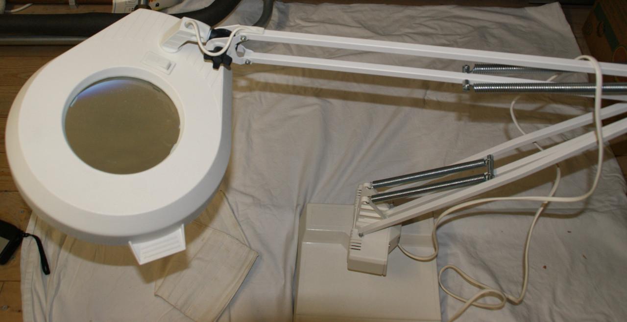 LEDU 271 Loeplamp met verlichting (compleet in doos)