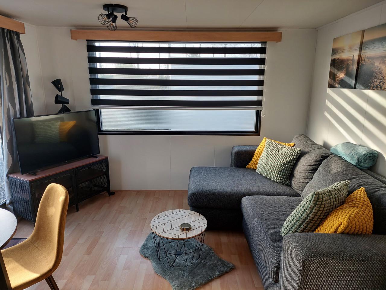 Tijdelijke woonruimte te huur–Gemeubileerd chalet Regio Heinkenszand/Goes.