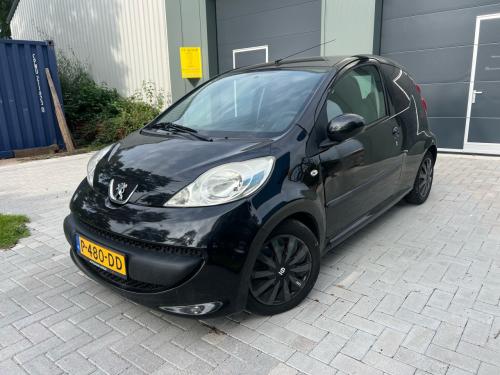 Peugeot 107 -1.0-12V XR 126.954km Jaar Apk
