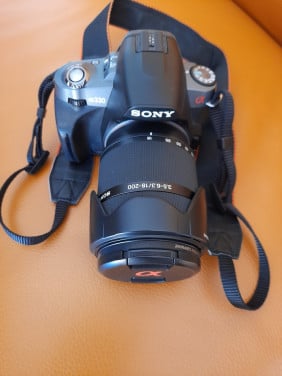 Sony A330