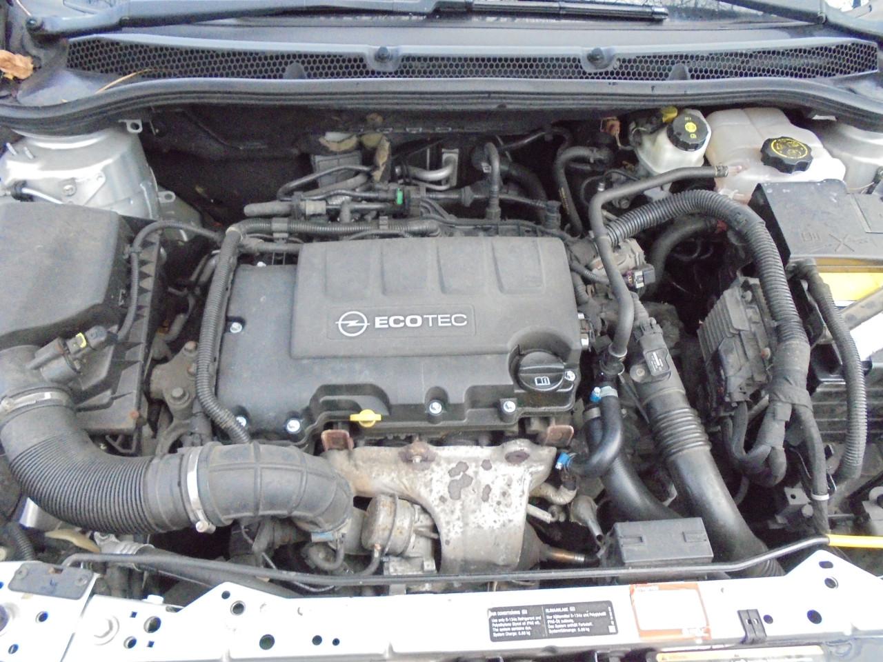 Astra 1.4 Turbo Sport uit 2010 / 140 Pk vol jaar APK bij aflevering € 2750