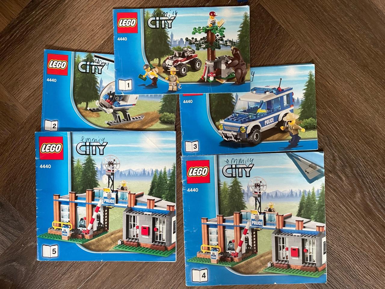 City lego: Forest police station 4440