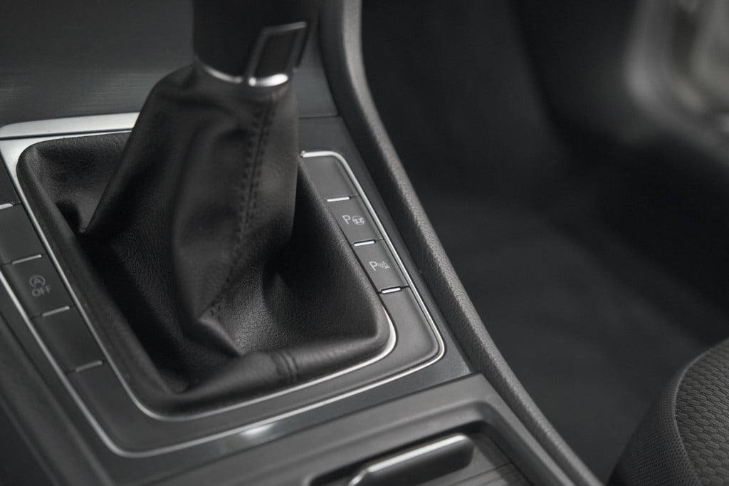 Volkswagen Golf 1.0 tsi 110pk highline | adaptieve cruise control | apple c